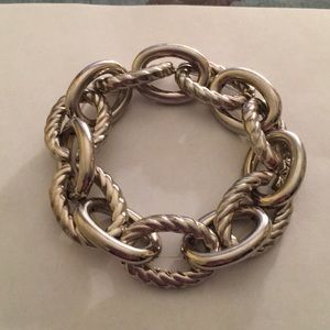 Stretchy bracelet